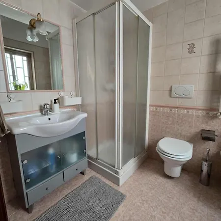 Appartement Bella Big For Maximum 8 People With Free Air Conditioner And Balcony