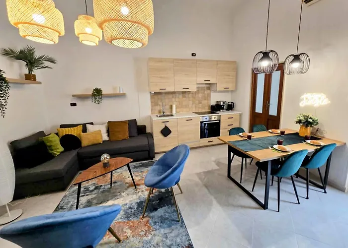 Apartment Bella Big For Maximum 8 People With Free Air Conditioner And Balcony *